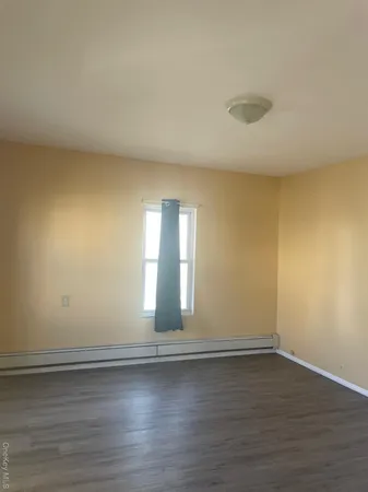 $1,800 | 44 Broad Street, Middletown, NY 10940