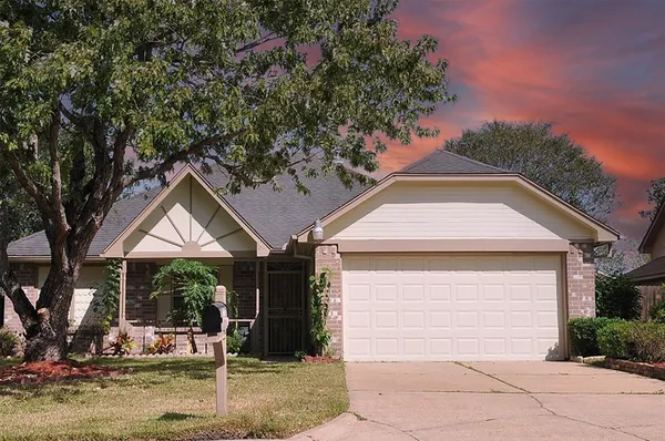 $1,900 | 11535 Brook Meadow Drive, Houston, TX 77089