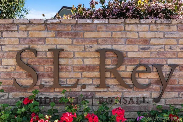 $1,049,000 | 31540 Calle De Las Rosas, Bonsall, CA 92003