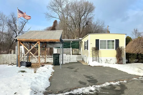 $119,900 | 229 Miller Street, Unit E6, Ludlow, MA 01056