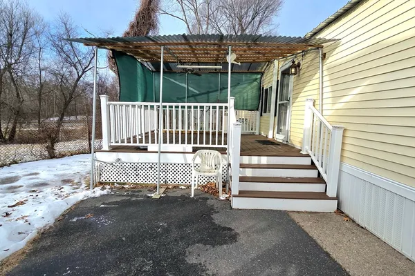 $119,900 | 229 Miller Street, Unit E6, Ludlow, MA 01056