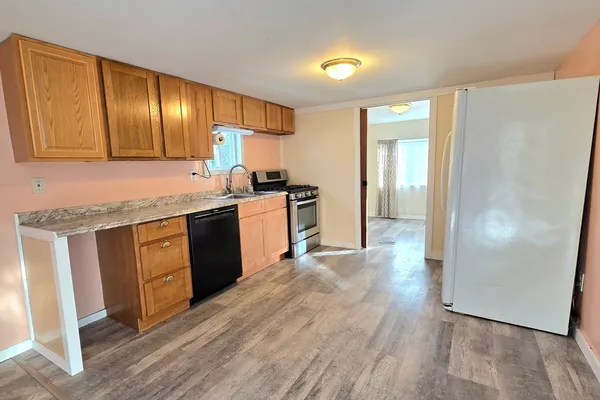 $119,900 | 229 Miller Street, Unit E6, Ludlow, MA 01056