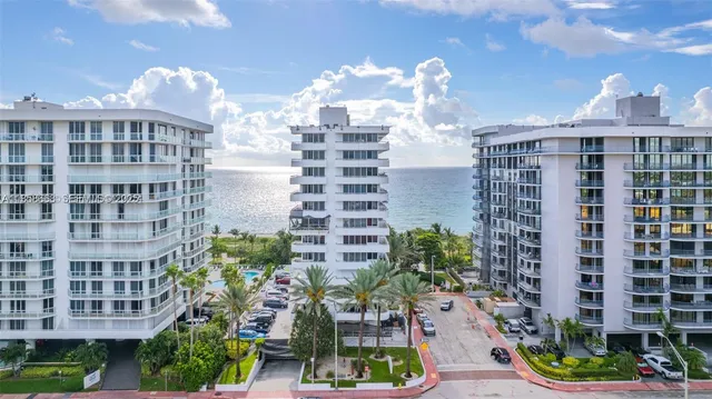 $3,800 | 8911 Collins Avenue, Unit 1004, Surfside, FL 33154