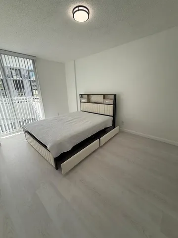 $3,800 | 8911 Collins Avenue, Unit 1004, Surfside, FL 33154