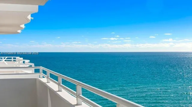 $3,800 | 8911 Collins Avenue, Unit 1004, Surfside, FL 33154