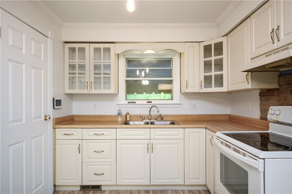 2494 Wigwam Road Aliquippa, PA 15001 - Photo 11 of 37