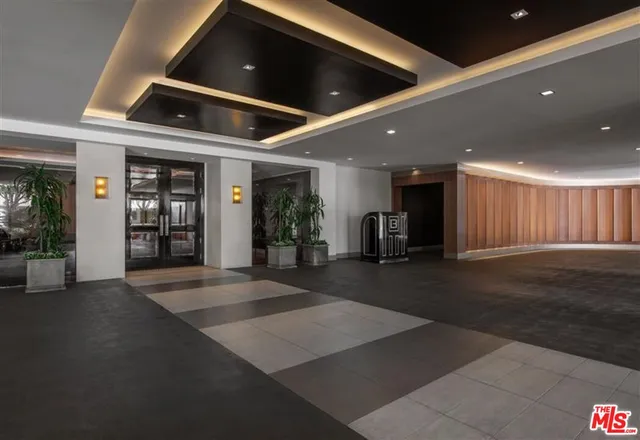 a view of an entryway of a building