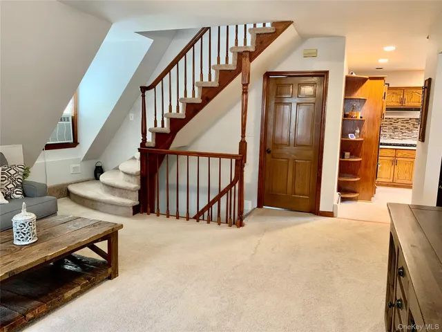 $2,600 | 1 Library Road, Tuxedo Park, NY 10987