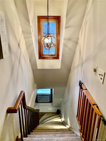 $2,600 | 1 Library Road, Tuxedo Park, NY 10987