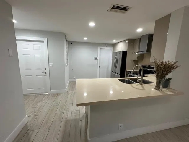 $2,850 | 1394 Barcelona Way, Fort Lauderdale, FL 33327