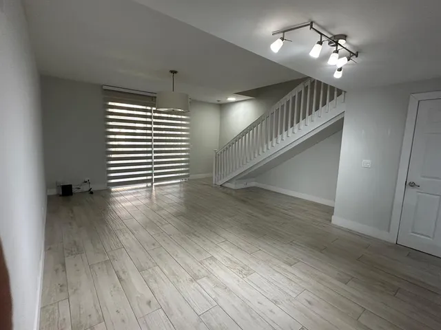 $2,850 | 1394 Barcelona Way, Fort Lauderdale, FL 33327