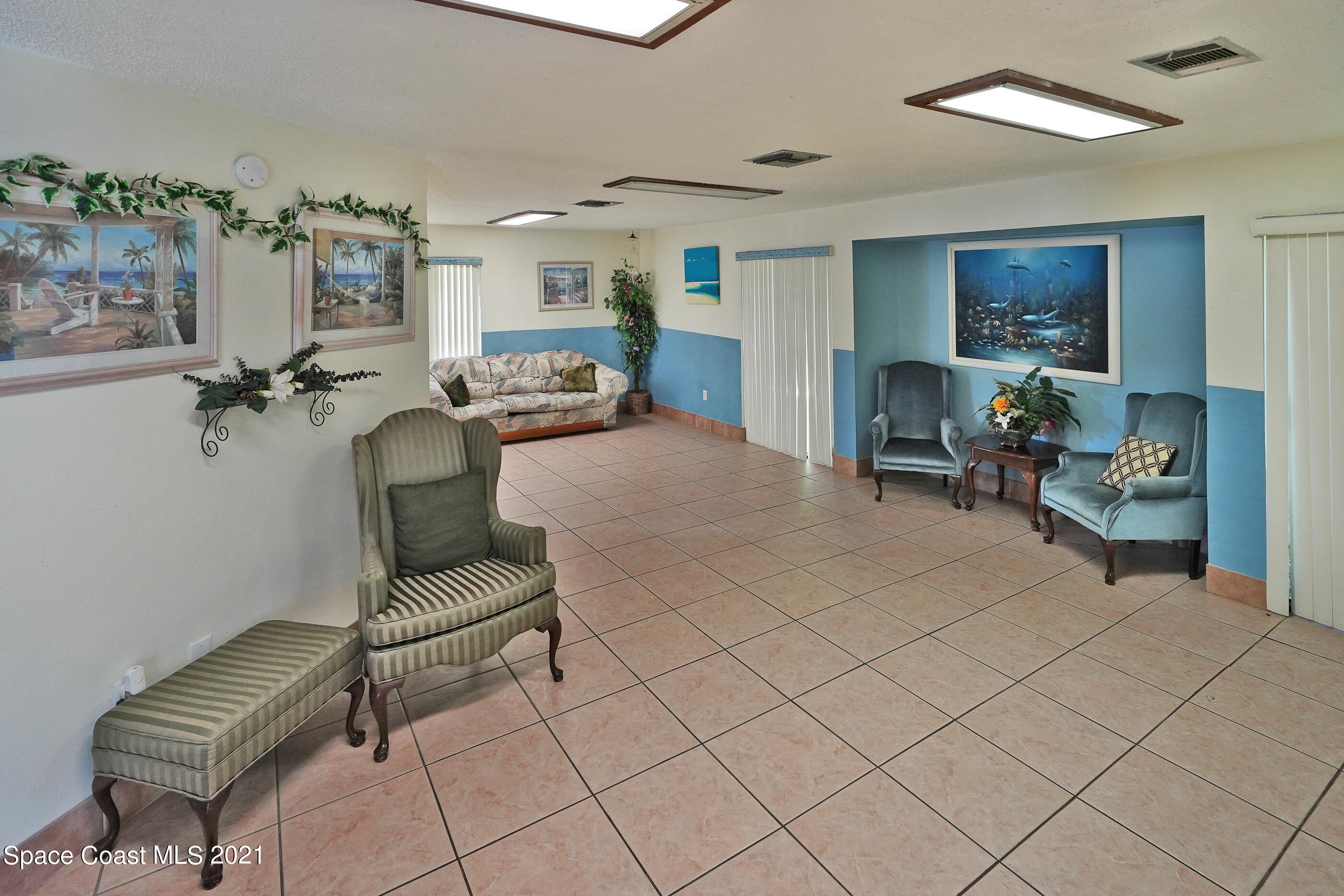 905 Macco Road Cocoa, FL 32927 - Photo 26 of 27 a living room with furniture