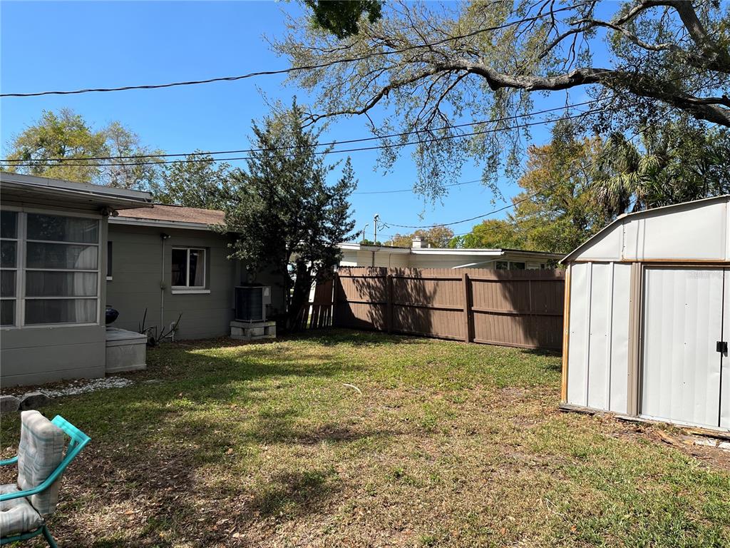 10627 105th Street Largo, FL 33773 - Photo 14 of 18