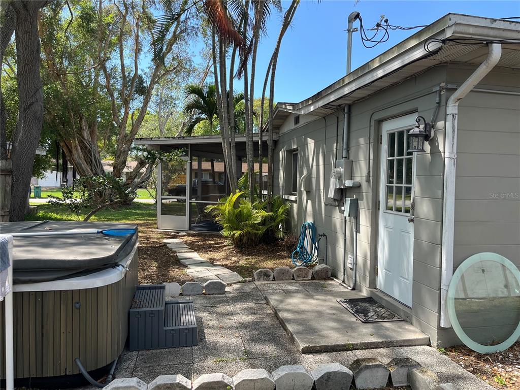 10627 105th Street Largo, FL 33773 - Photo 16 of 18