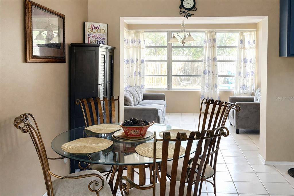 10627 105th Street Largo, FL 33773 - Photo 4 of 18