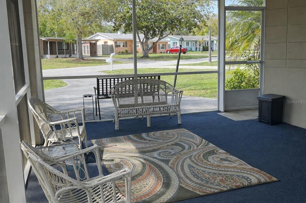 10627 105th Street Largo, FL 33773 - Photo 7 of 18