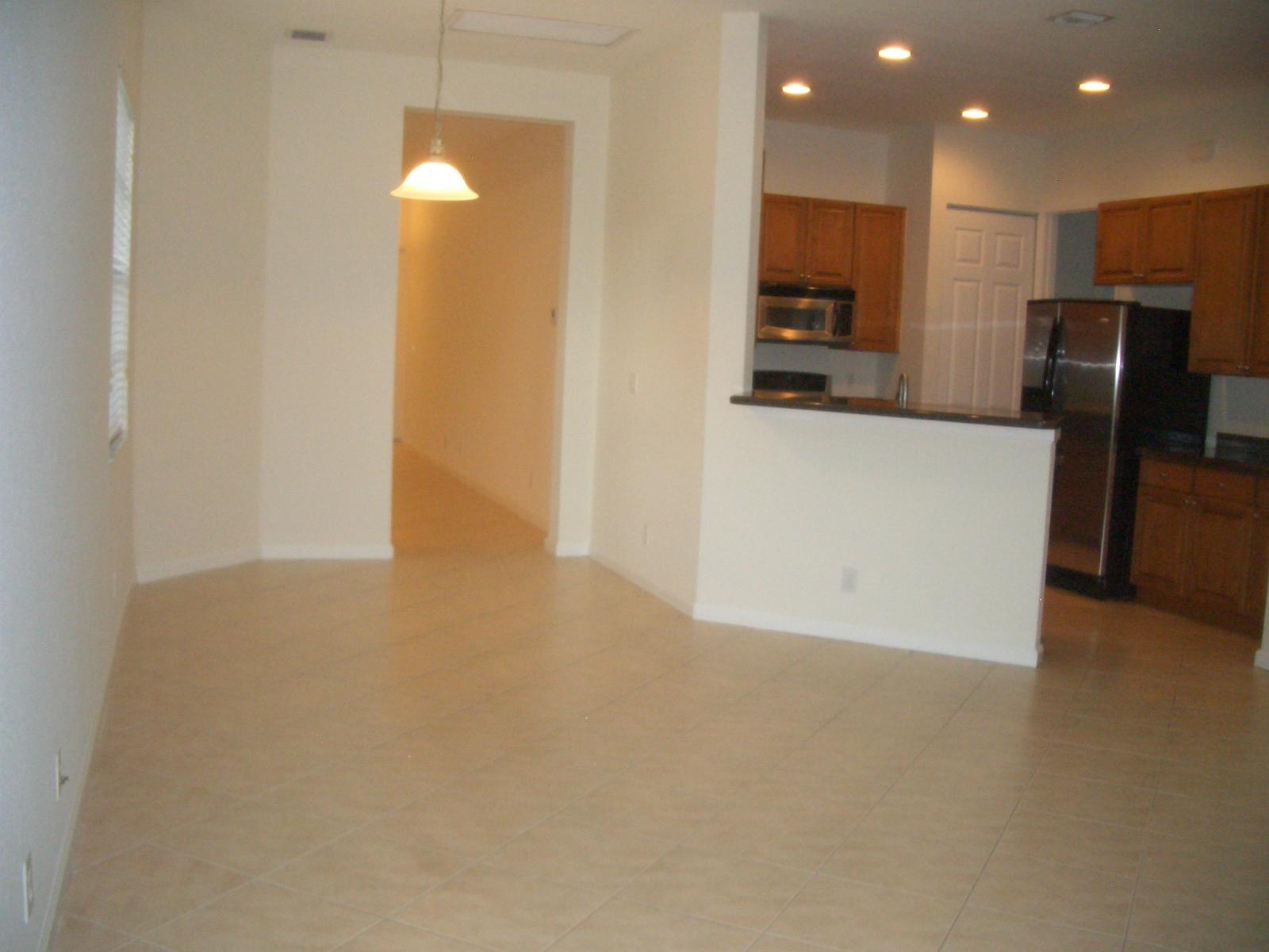 182 Via Catalunha Jupiter, FL 33458 - Photo 8 of 39 CIMG6245