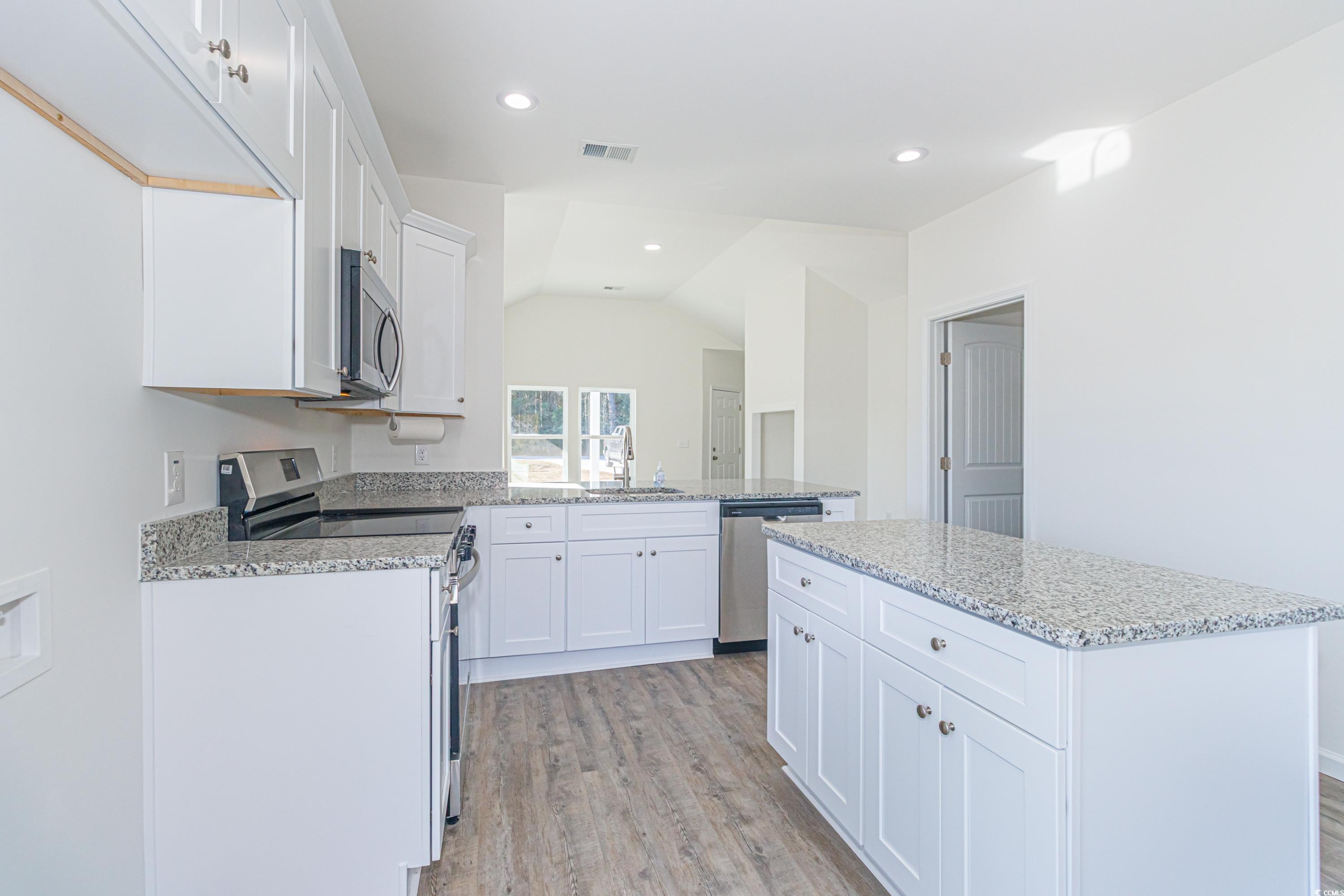 247 Berley Mc Road Conway, SC 29526 - Photo 6 of 39