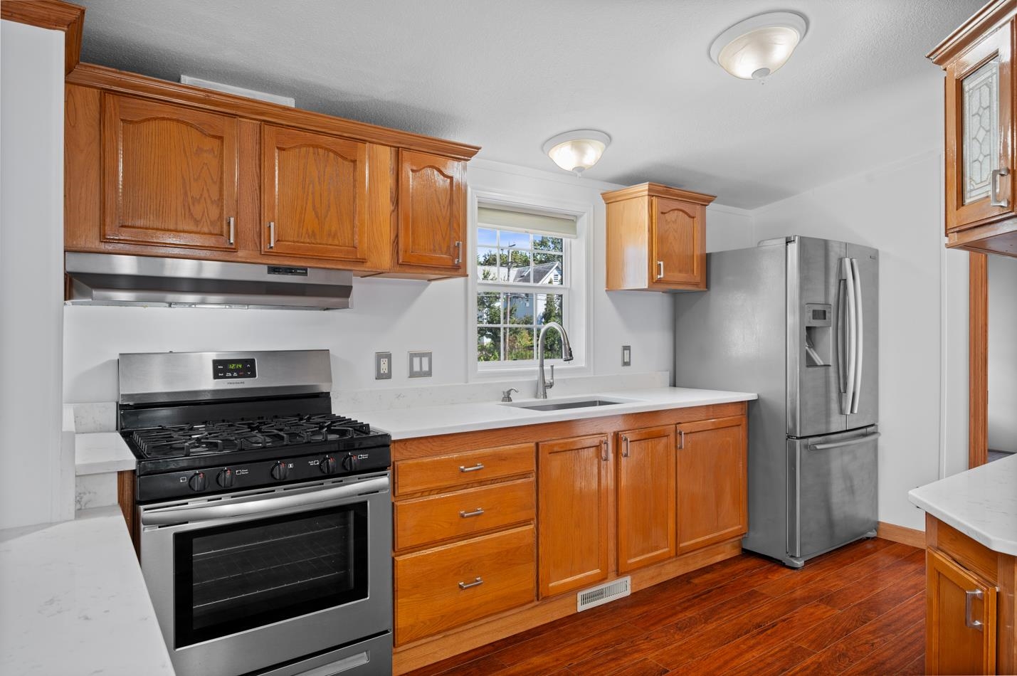 20 Railroad Avenue Seabrook, NH 03874 - Photo 13 of 38