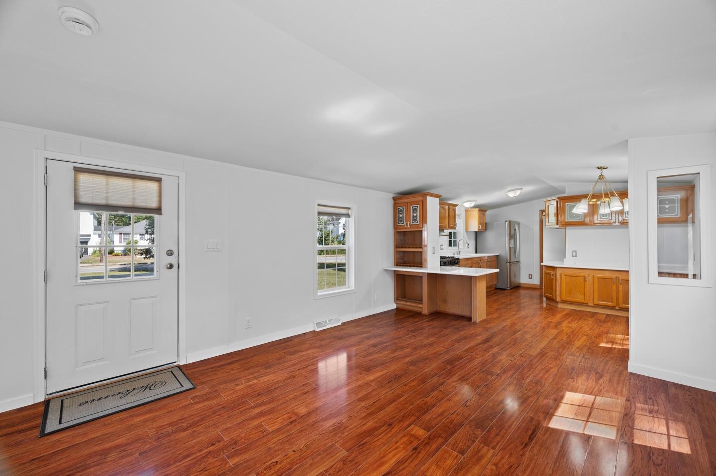 20 Railroad Avenue Seabrook, NH 03874 - Photo 17 of 38