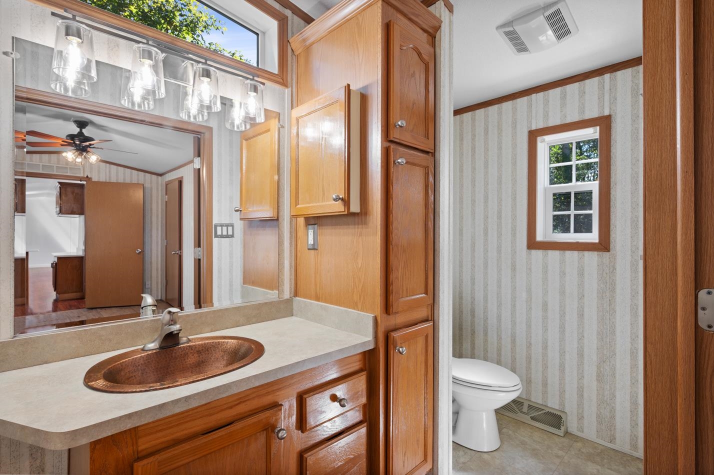 20 Railroad Avenue Seabrook, NH 03874 - Photo 23 of 38