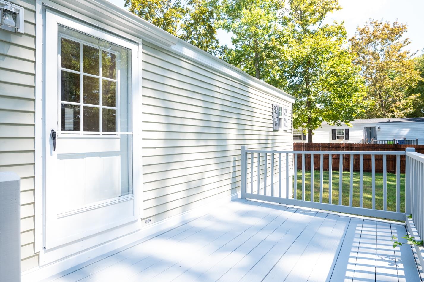 20 Railroad Avenue Seabrook, NH 03874 - Photo 3 of 38