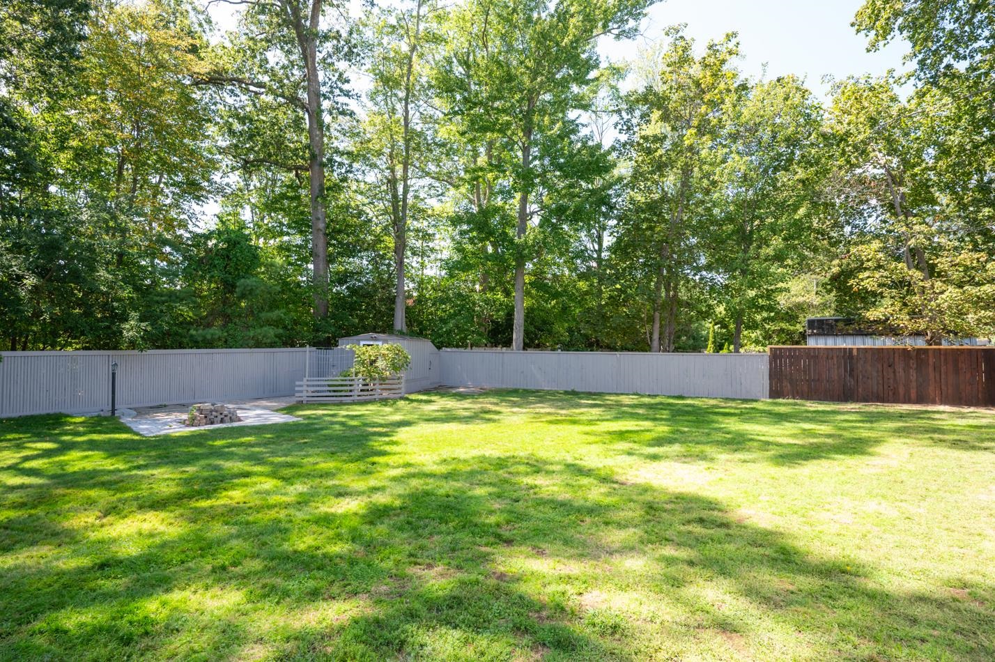 20 Railroad Avenue Seabrook, NH 03874 - Photo 5 of 38