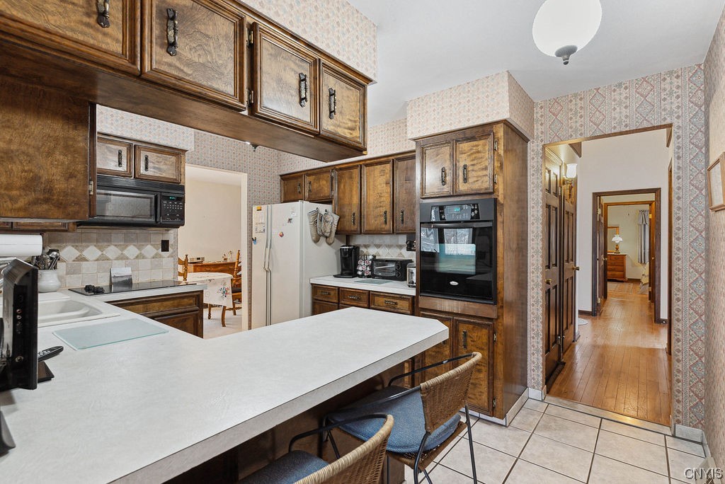 4 Hilltop Road Fulton, NY 13069 - Photo 11 of 48