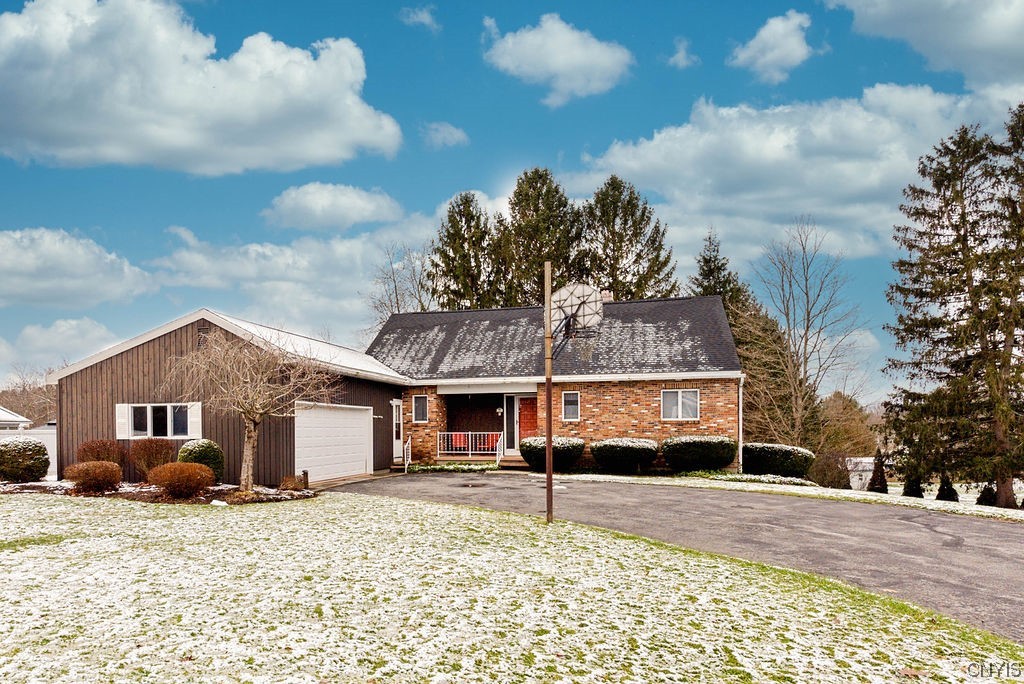 4 Hilltop Road Fulton, NY 13069 - Photo 2 of 48