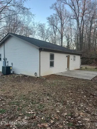 $1,600 | 5629 Ridgewood Road, Knoxville, TN 37918