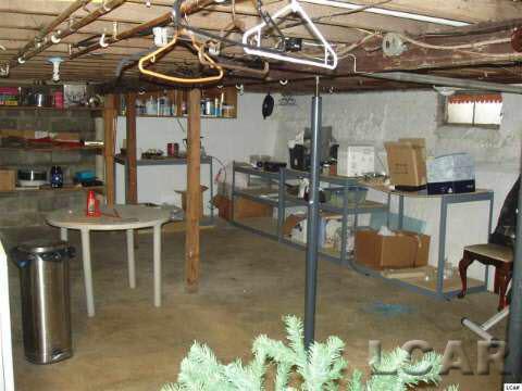 9250 Hastings Road Jackson, MI 49201 - Photo 10 of 23 31278305-9.JPG