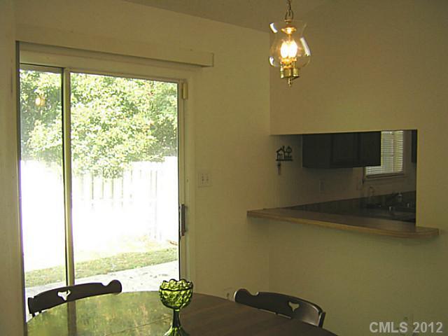 6326 Pineburr Road Charlotte, NC 28211 - Photo 4 of 16 Gallery Image 4