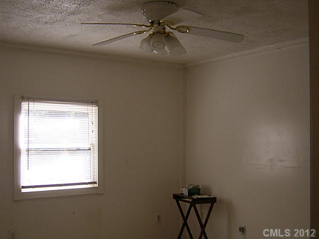 6326 Pineburr Road Charlotte, NC 28211 - Photo 7 of 16 Gallery Image 7