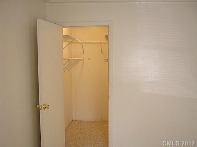 6326 Pineburr Road Charlotte, NC 28211 - Photo 8 of 16 Gallery Image 8