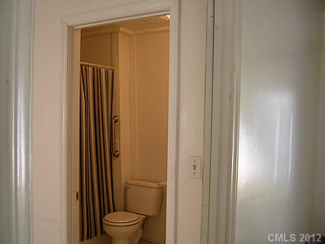 6326 Pineburr Road Charlotte, NC 28211 - Photo 9 of 16 Gallery Image 9