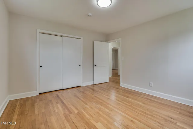 $1,600 | 1210 Thomas Boulevard, Elizabethton, TN 37643