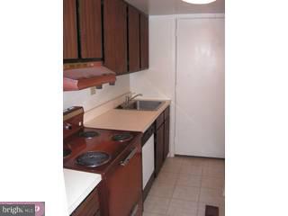 108 Bancroft Road Lansdale, PA 19446 - Photo 4 of 6 Gallery Image 4
