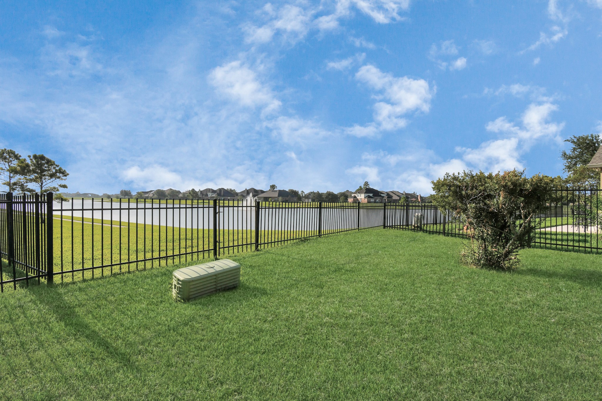 9511 Emerald Lakes Drive Rosharon, TX 77583 - Photo 32 of 38