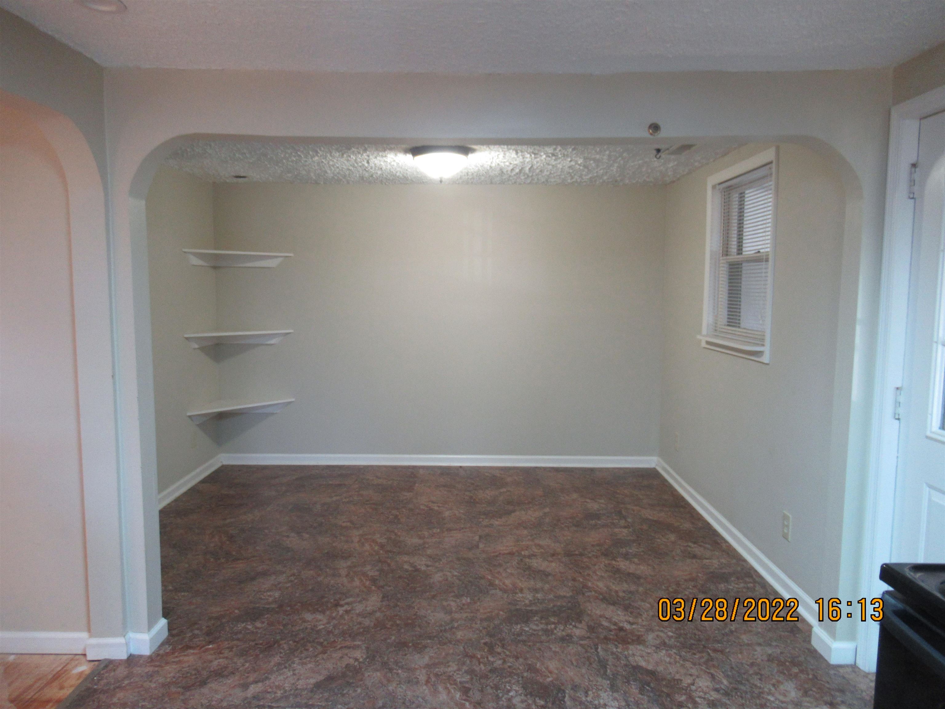 335 Strickland Road Campobello, SC 29322 - Photo 7 of 18