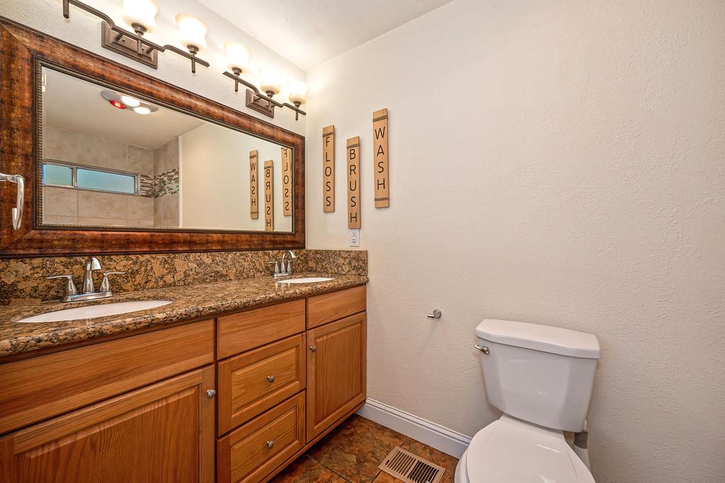 26270 Green Acres Road Colfax, CA 95713 - Photo 25 of 44