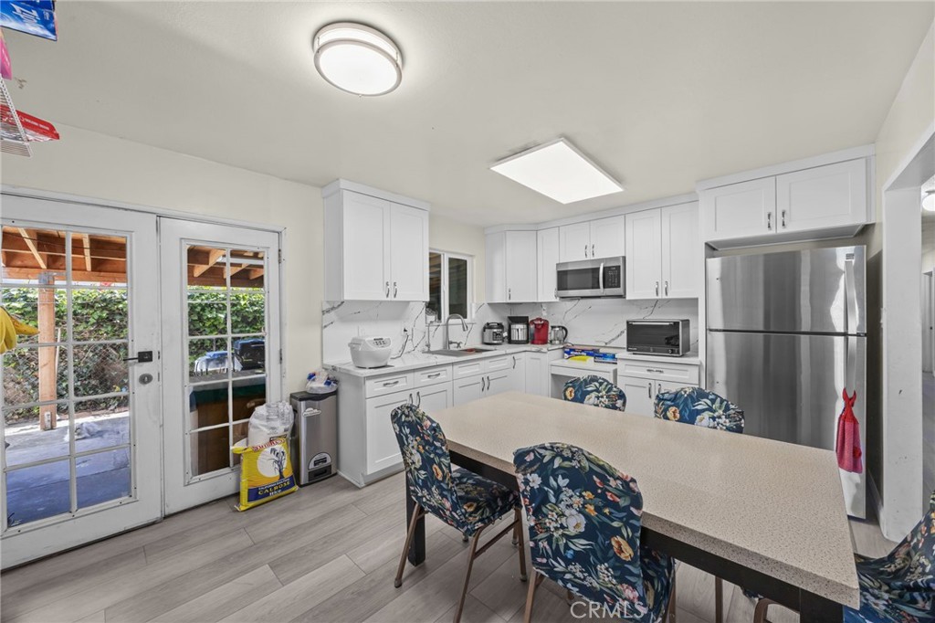 11918 Cedarvale Street Norwalk, CA 90650 - Photo 11 of 26