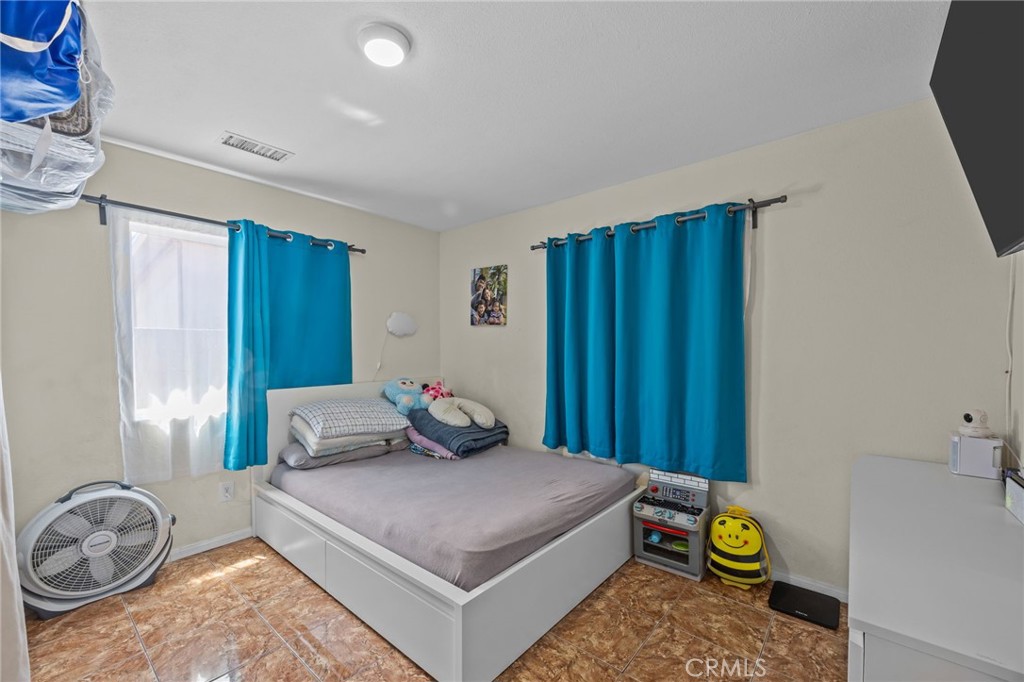 11918 Cedarvale Street Norwalk, CA 90650 - Photo 19 of 26 Bedroom 5