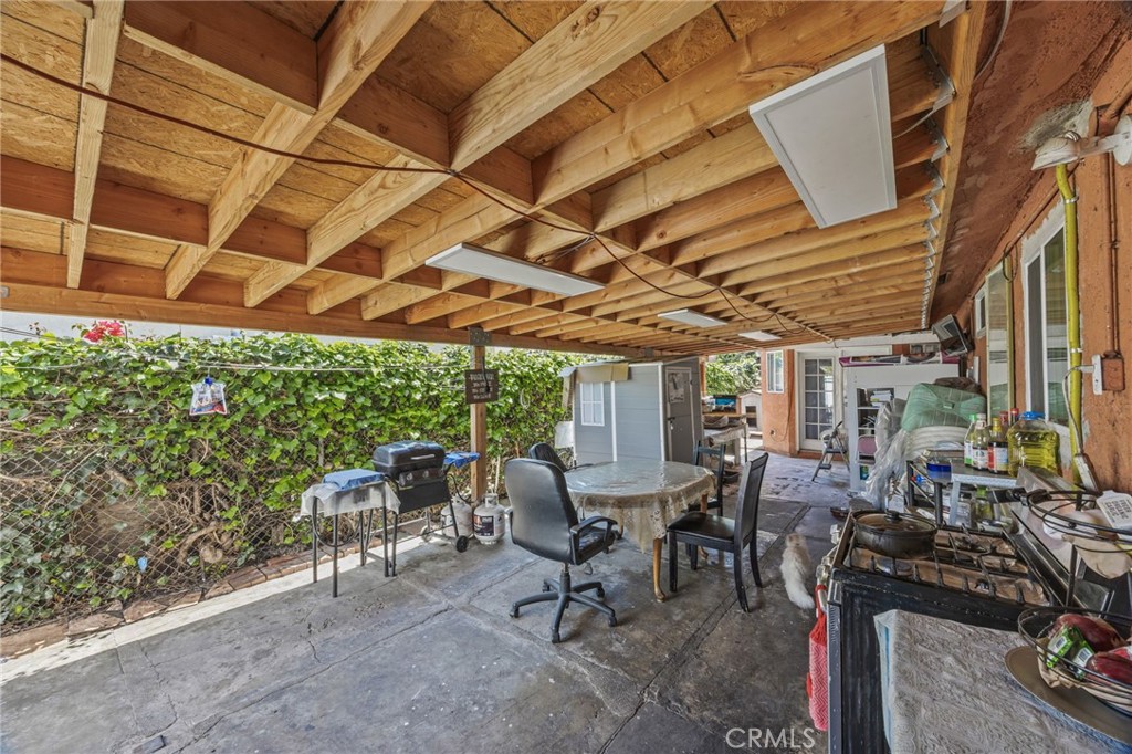 11918 Cedarvale Street Norwalk, CA 90650 - Photo 23 of 26 Patio