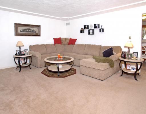 1535 Renton Road Plum, PA 15239 - Photo 5 of 17 Living Room.