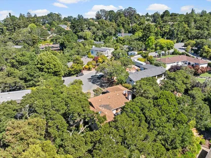 $2,815,000 | 35 Tulip Court, Burlingame, CA 94010