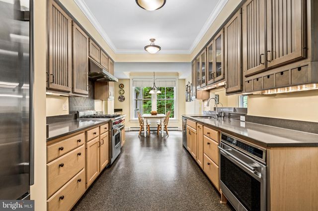 $2,375,000 | 5808 Warwick Place, Chevy Chase, MD 20815