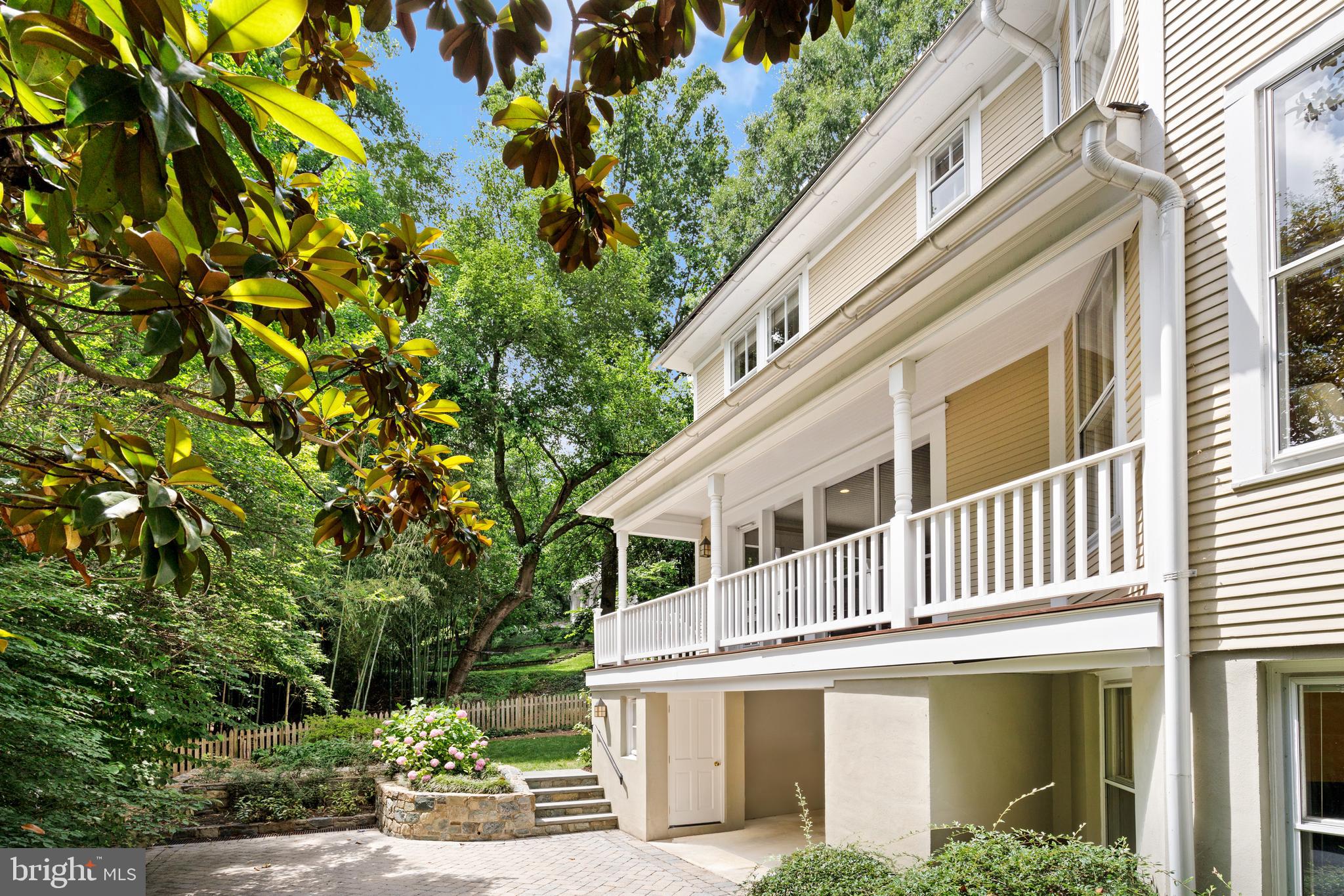 5808 Warwick Place Chevy Chase, MD 20815 - Photo 27 of 40