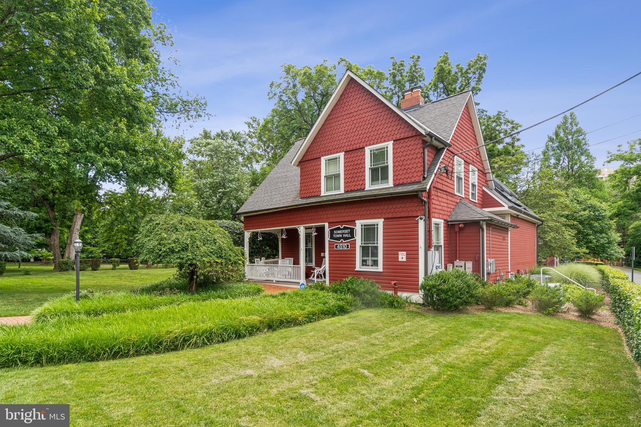 5808 Warwick Place Chevy Chase, MD 20815 - Photo 37 of 40