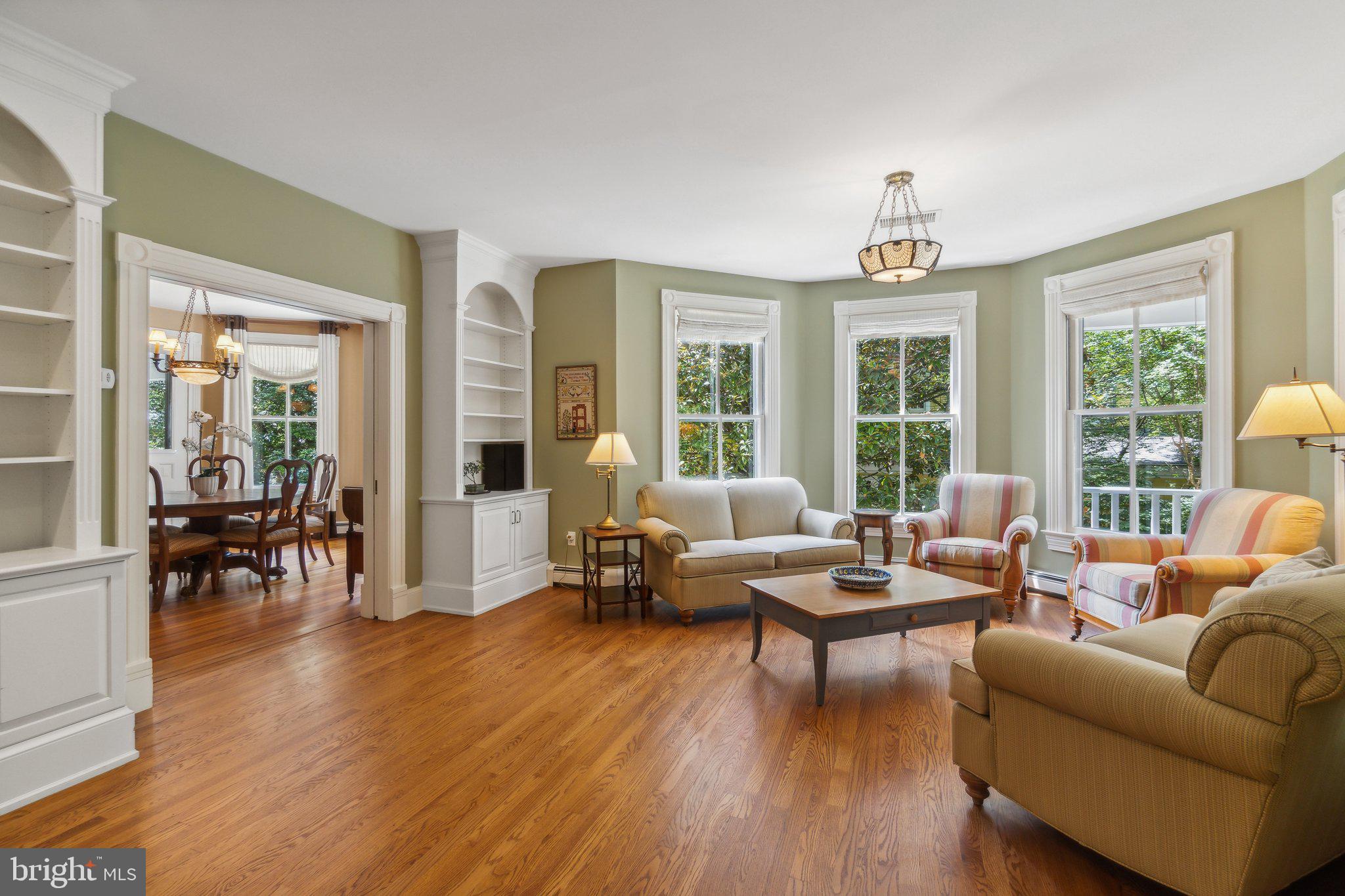 5808 Warwick Place Chevy Chase, MD 20815 - Photo 8 of 40