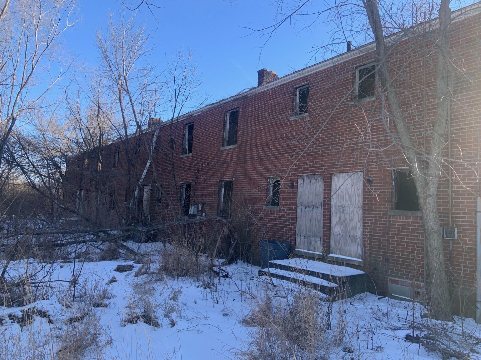 539-57 Taney Street Gary, IN 46404 - Photo 4 of 4 a backyard of a house